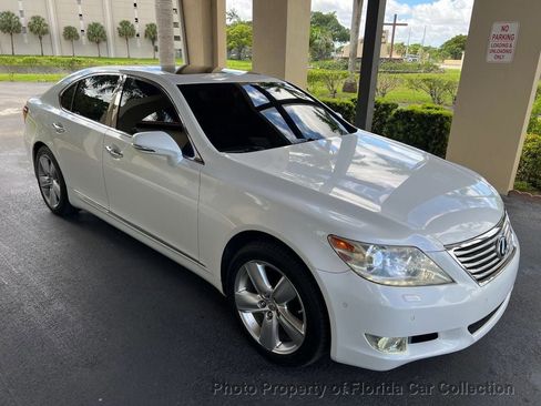 Used 2010 Lexus LS 460 RWD image 38
