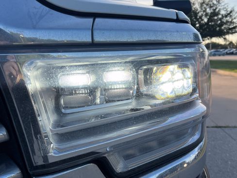 Used 2022 RAM 2500 Limited AWD/4WD image 6