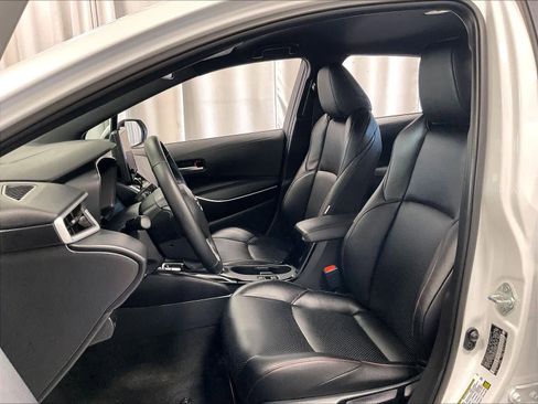 Used 2025 Toyota Corolla SE image 10