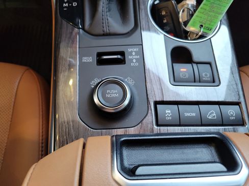 Used 2020 Toyota Highlander Platinum image 17