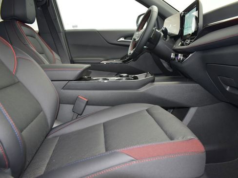 New 2026 Chevrolet Equinox RS image 25