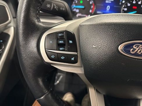 Used 2023 Ford Explorer XLT w/ Equipment Group 202A image 39