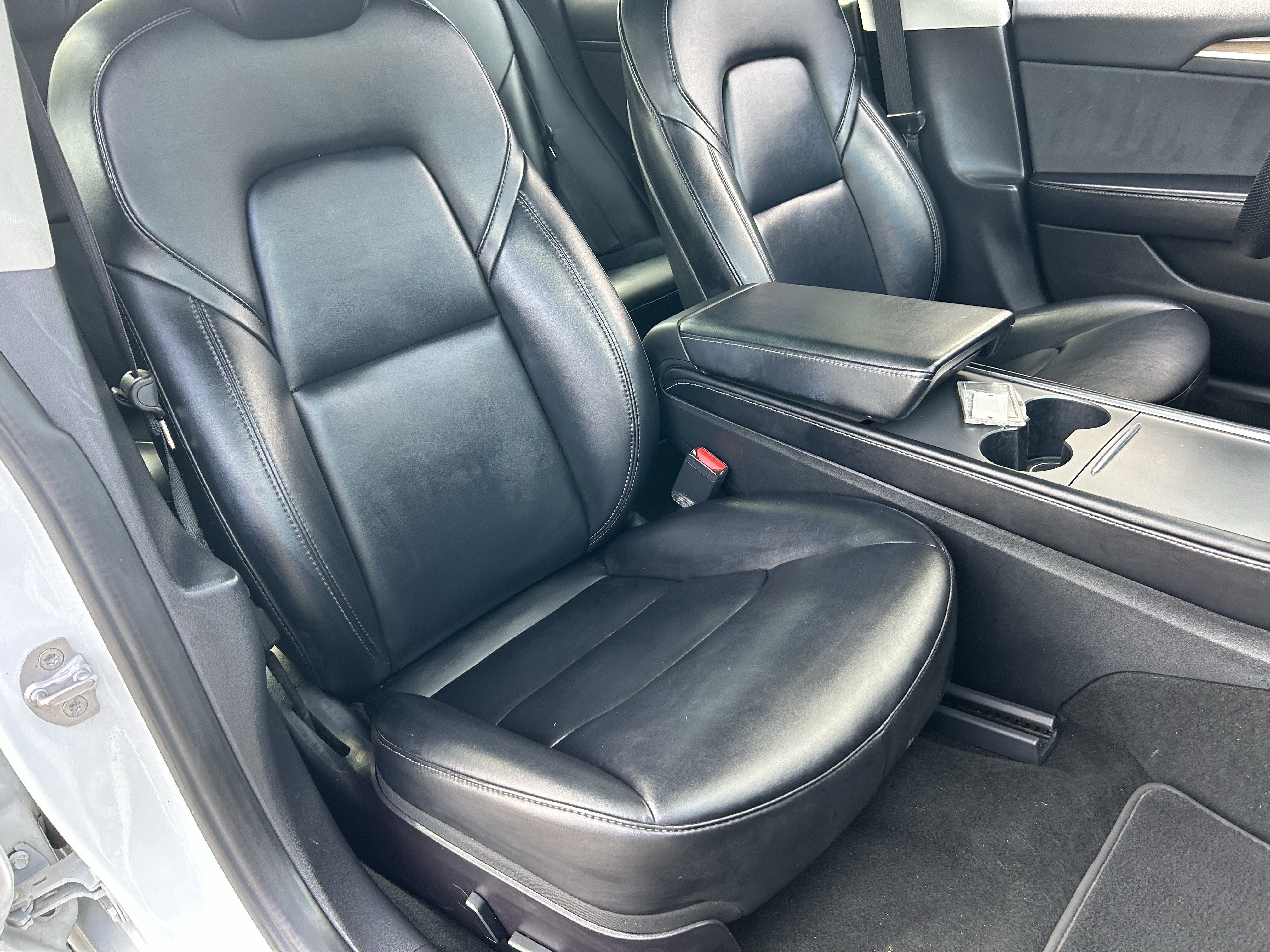 Used 2022 Tesla Model 3 Long Range AWD/4WD image 8