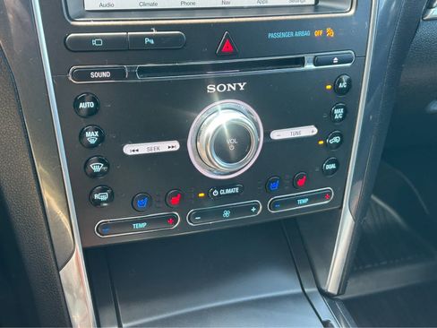 Used 2018 Ford Explorer Sport w/ Equipment Group 401A AWD/4WD image 44