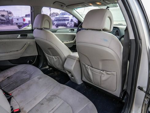 Used 2017 Hyundai Sonata SE FWD image 13