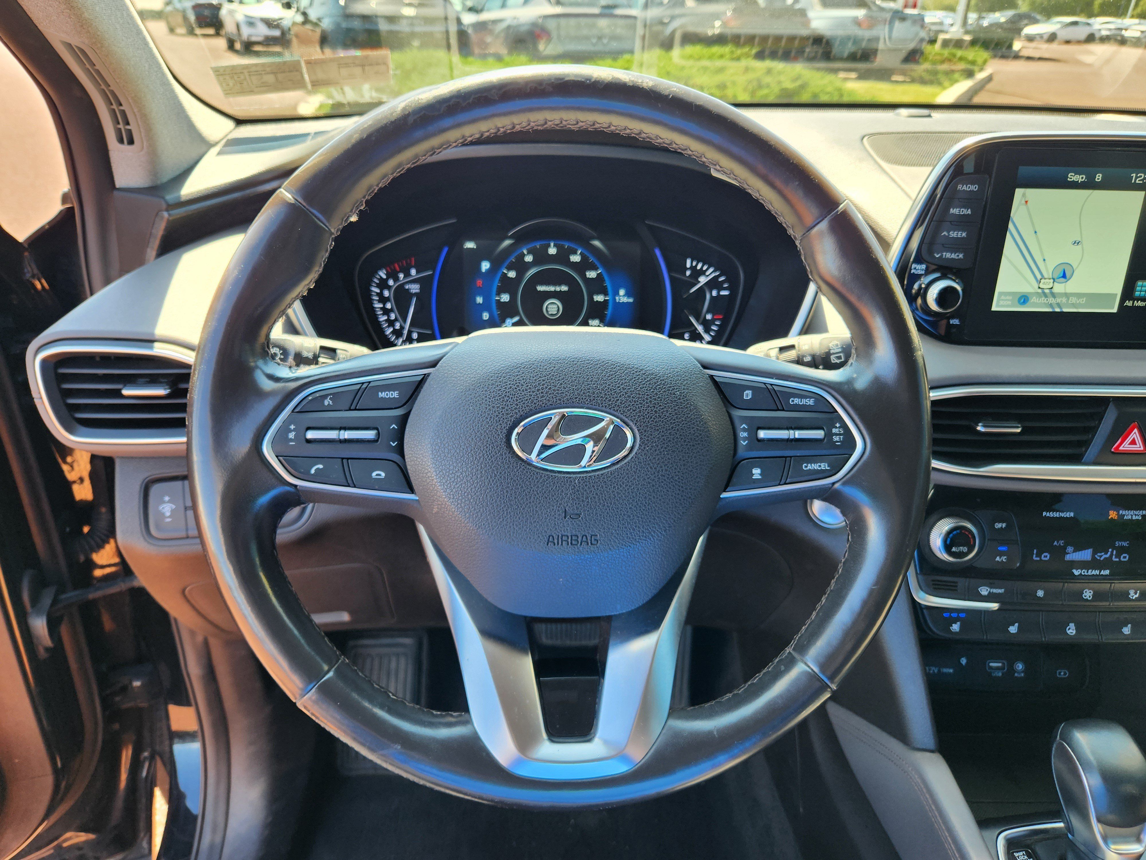 Used 2020 Hyundai Santa Fe Limited AWD/4WD image 18