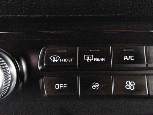 Used 2019 Kia Stinger RWD image 41
