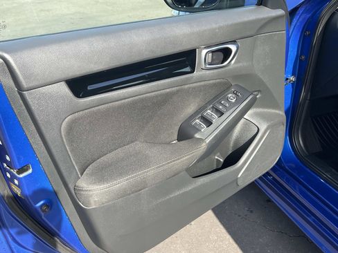 Certified 2023 Honda Civic EX image 6