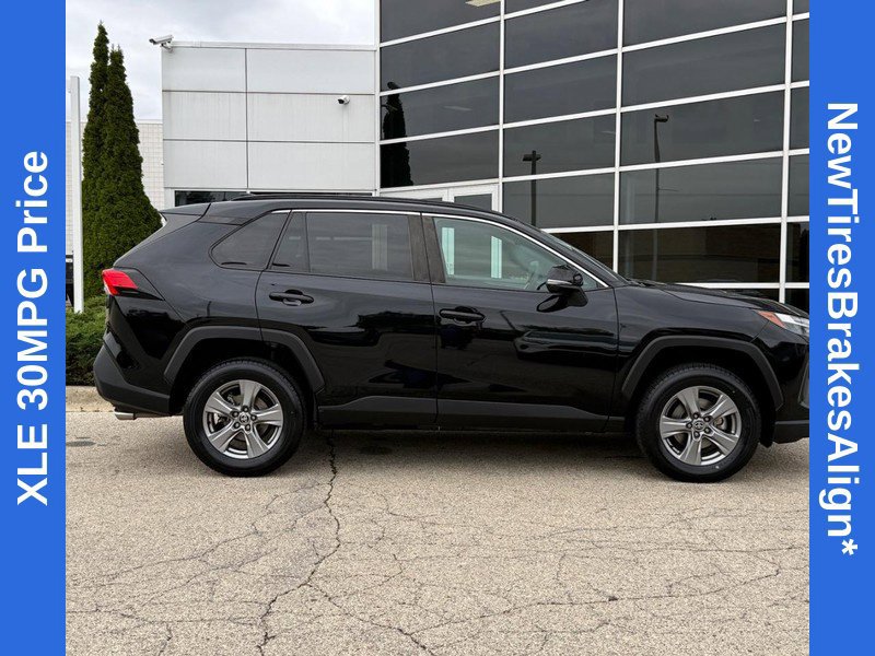 Used 2024 Toyota RAV4 XLE FWD image 2