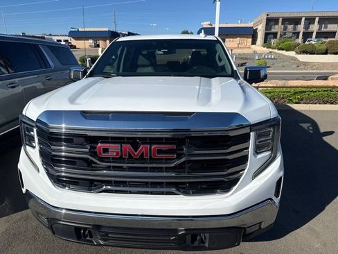 Certified 2022 GMC Sierra 1500 SLT w/ SLT Convenience Package AWD/4WD image 2