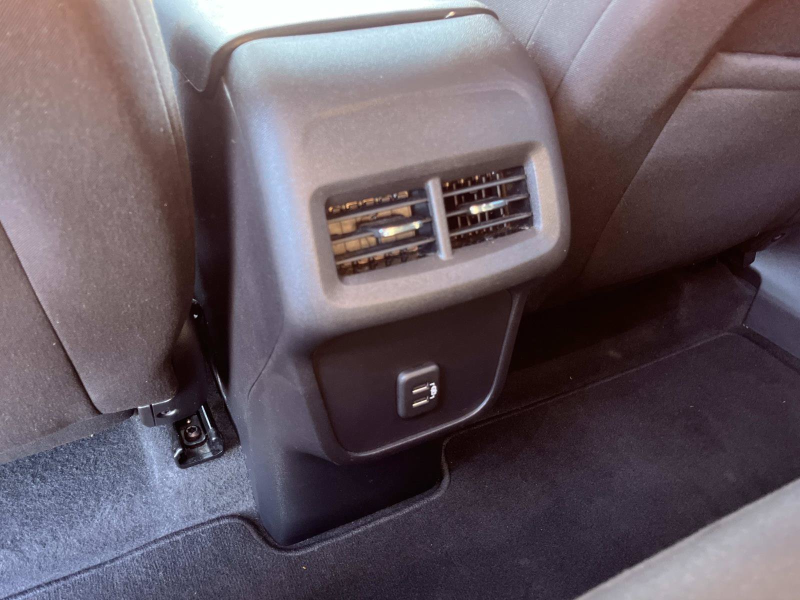 Used 2024 Chevrolet Equinox LT AWD/4WD image 18