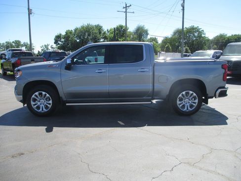 Used 2024 Chevrolet Silverado 1500 LTZ w/ LTZ Premium Package AWD/4WD image 11