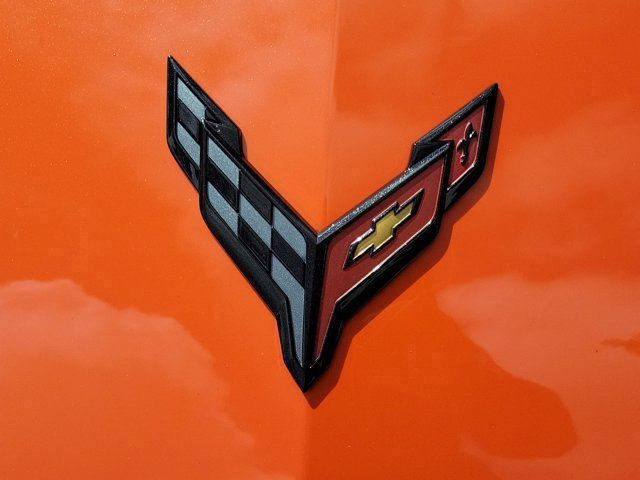 Used 2025 Chevrolet Corvette Stingray Coupe w/ 1LT RWD image 12