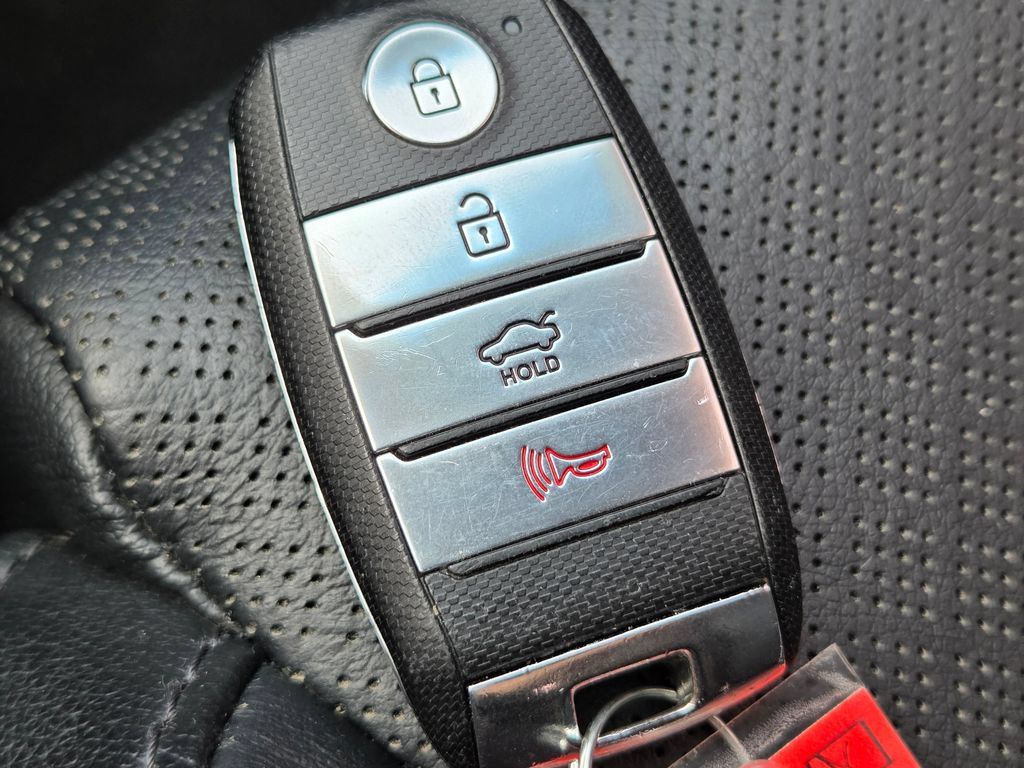 Used 2017 Kia Optima EX FWD image 36