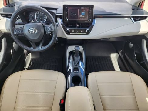 Used 2022 Toyota Corolla LE FWD image 25
