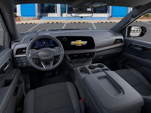 New 2026 Chevrolet Suburban LS image 16