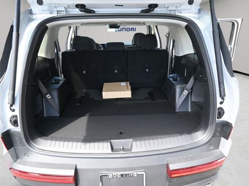 New 2026 Hyundai Santa Fe SE AWD/4WD image 17