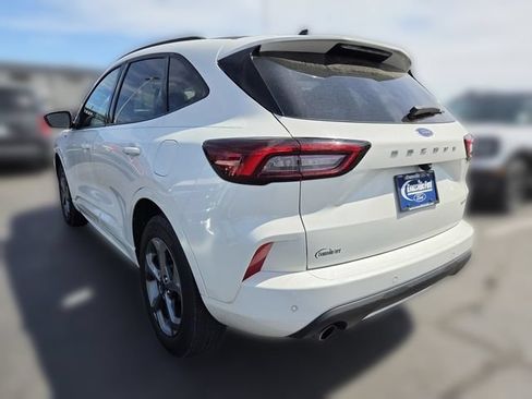 Used 2024 Ford Escape ST-Line w/ Tech Pack #1 AWD/4WD image 9