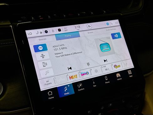 Used 2023 Jeep Grand Cherokee 4WD 4xe w/ Luxury Tech Group II image 21