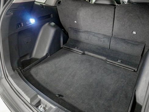 Used 2024 Honda CR-V EX-L image 9