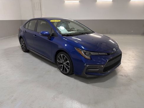 Used 2020 Toyota Corolla XSE FWD image 4