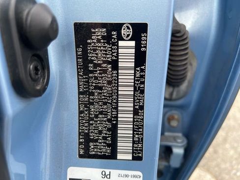 Used 2012 Toyota Camry LE image 14