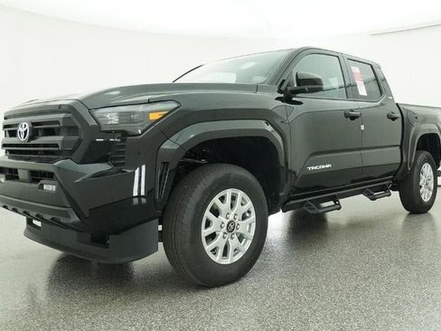 New 2026 Toyota Tacoma SR5 AWD/4WD image 17