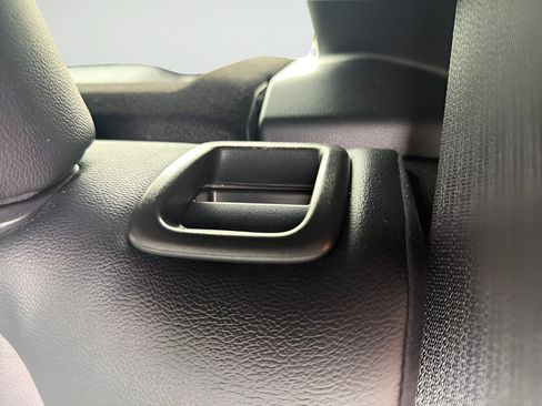 Used 2025 Toyota Corolla XSE FWD image 21