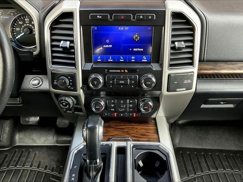 Used 2020 Ford F150 Lariat AWD/4WD image 9