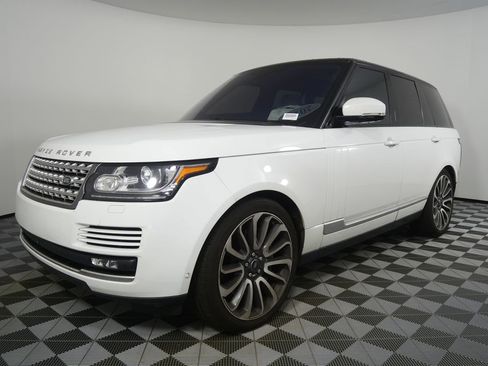 Used 2016 Land Rover Range Rover Supercharged image 7