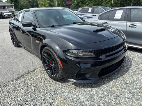 Used 2021 Dodge Charger Scat Pack RWD image 2