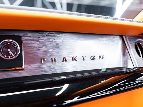 Used 2026 Rolls-Royce Phantom Sedan image 66