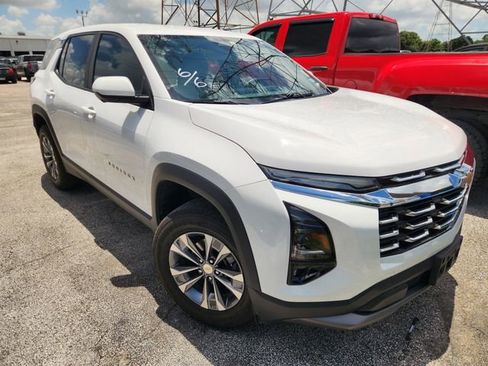 Used 2025 Chevrolet Equinox LT w/ Safety and Technology Package FWD image 1
