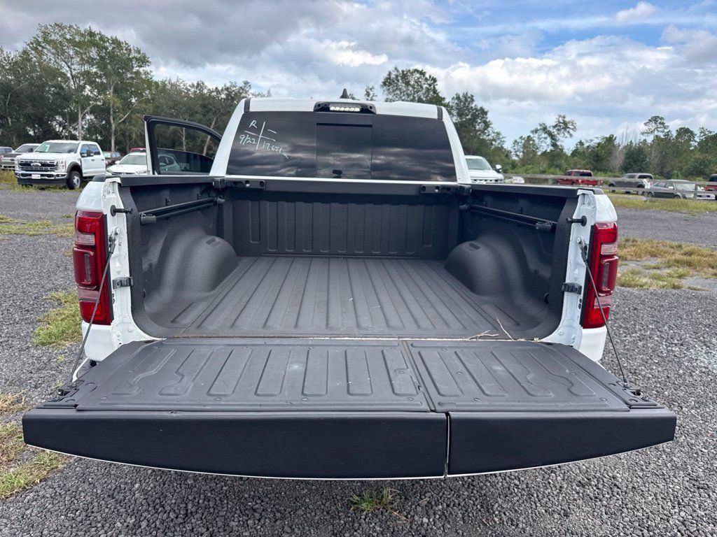 Used 2024 RAM 1500 Limited AWD/4WD image 13