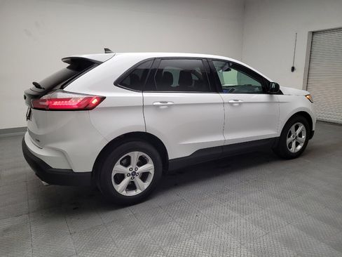 Used 2020 Ford Edge SE image 10
