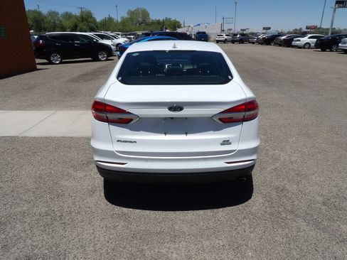Used 2019 Ford Fusion SE FWD image 7