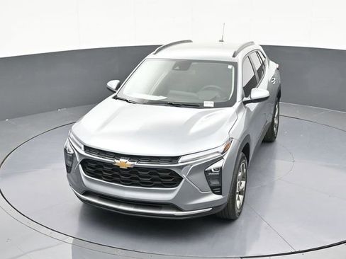 New 2026 Chevrolet Trax LT image 61