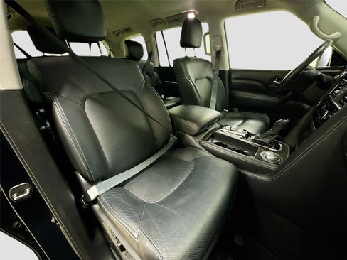 Used 2024 INFINITI QX80 Luxe image 30