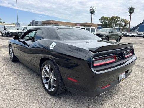 Used 2022 Dodge Challenger GT RWD image 6