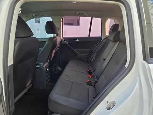Used 2015 Volkswagen Tiguan S FWD image 15