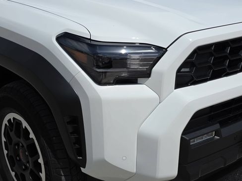 New 2026 Toyota 4Runner TRD Off-Road Premium AWD/4WD image 27