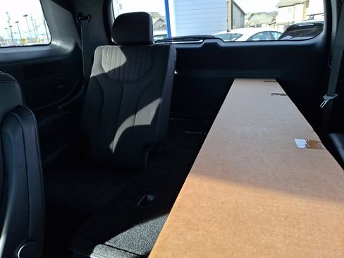 Used 2024 Hyundai Palisade Calligraphy image 11