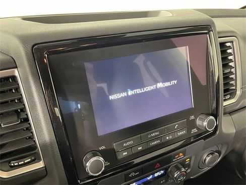 Used 2024 Nissan Frontier SV w/ Technology Package image 7