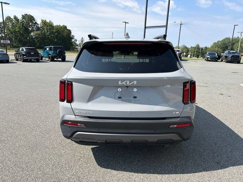 Used 2023 Kia Sorento X-Line EX AWD/4WD image 8