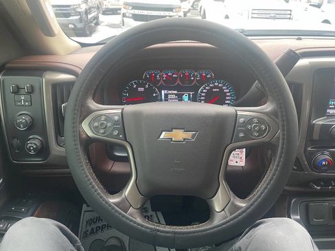 Used 2017 Chevrolet Silverado 2500 High Country w/ Duramax Plus Package image 22