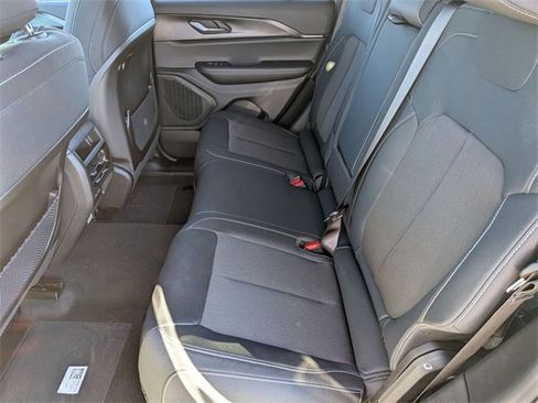 New 2025 Jeep Grand Cherokee Laredo X w/ Luxury Tech Group I image 25