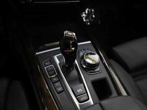 Used 2017 BMW X5 xDrive50i image 26