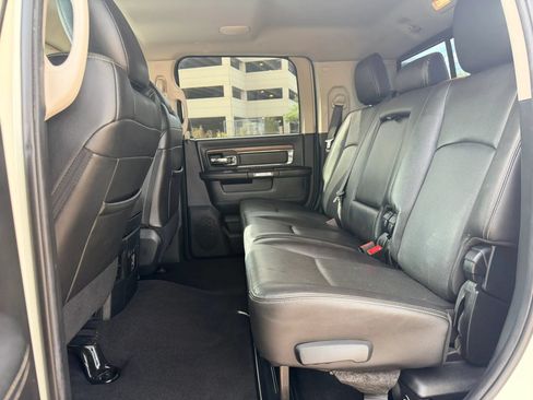 Used 2016 RAM 2500 Laramie AWD/4WD image 27