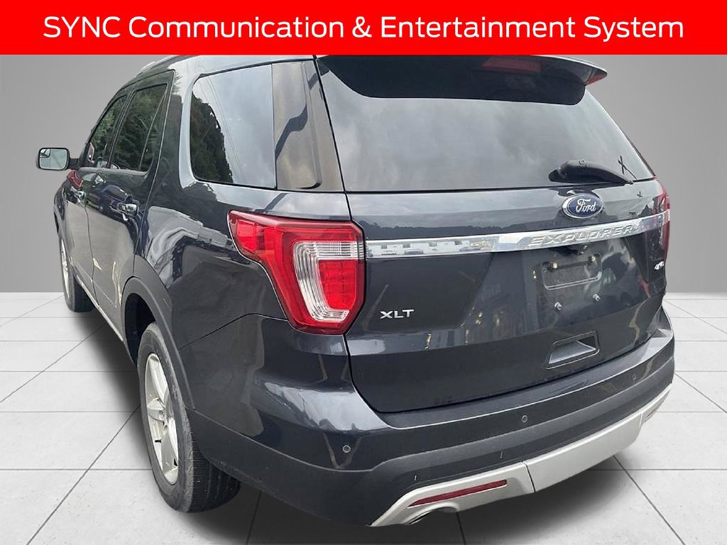 Used 2017 Ford Explorer XLT AWD/4WD image 6