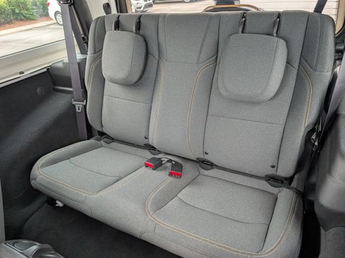 Used 2025 Jeep Wrangler Sport AWD/4WD image 14